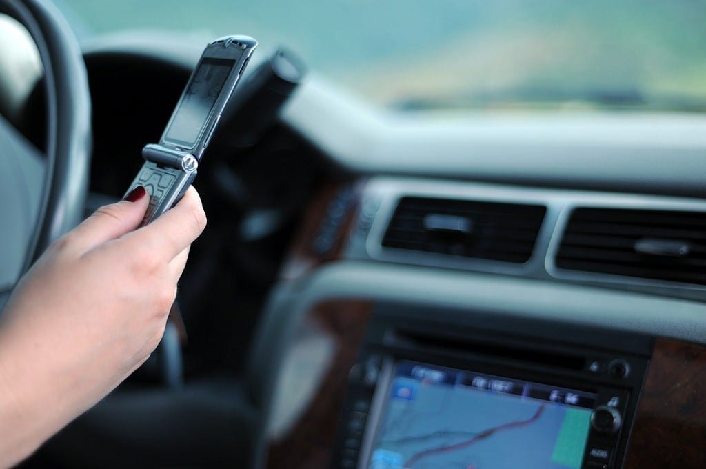 car-accidents-distracted-driving